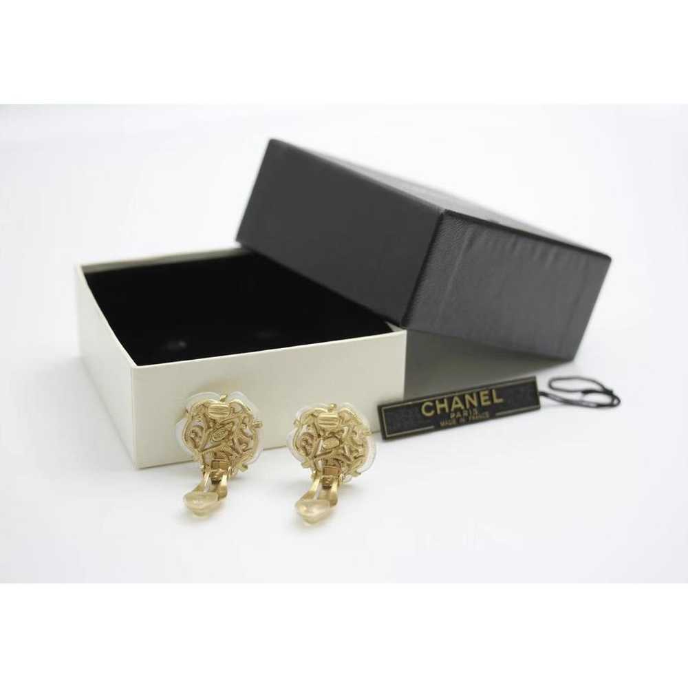 Chanel Camélia earrings - image 6