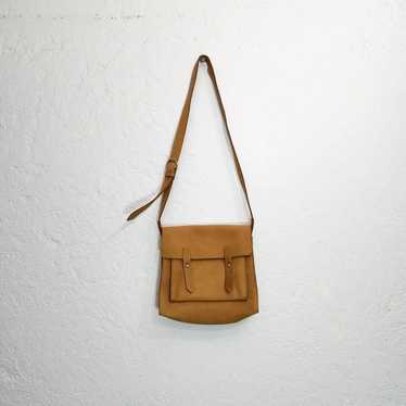 Madewell Essex khaki leather crossbody messenger b