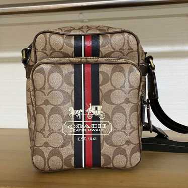 Coach shoulder bag