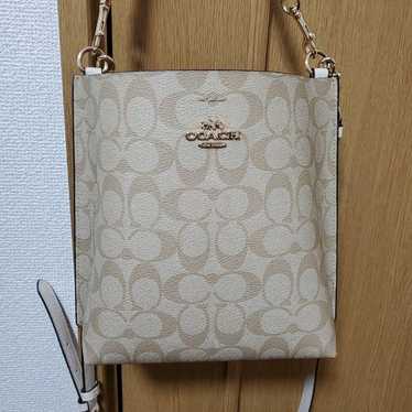 COACH Beige Shoulder Bag