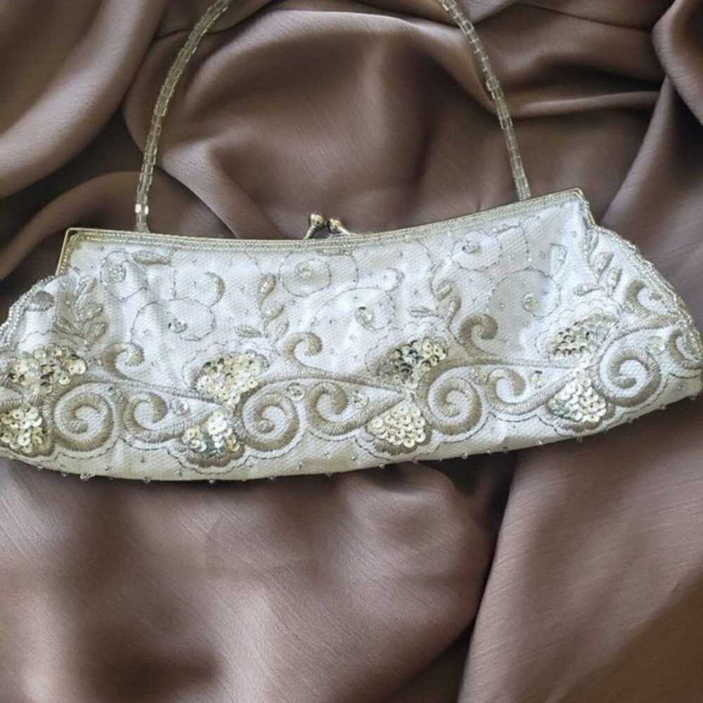 La Regale Vintage Silver Clutch - image 2