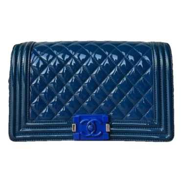 Chanel Boy patent leather crossbody bag - image 1