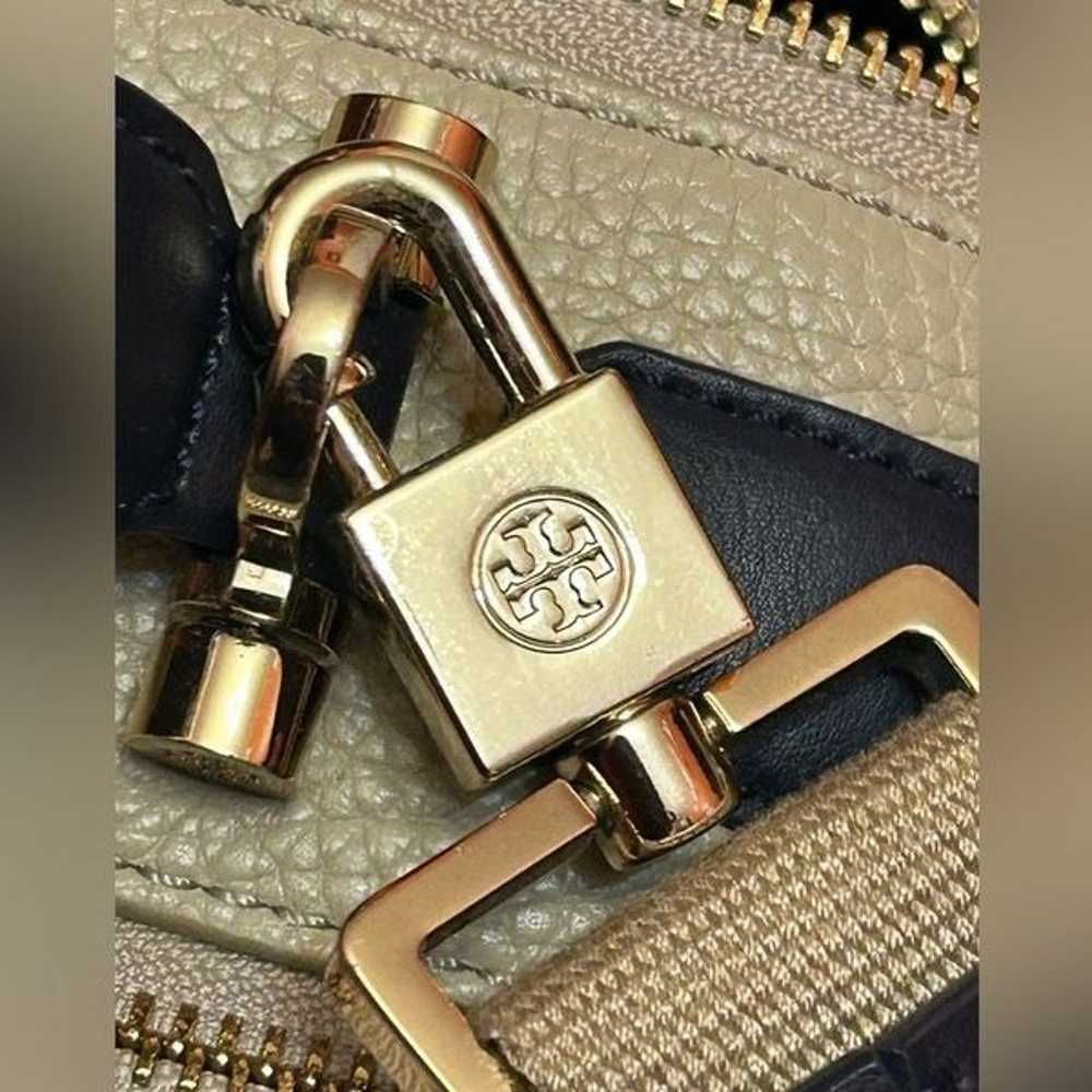 Tory Burch Shoulder Bag Tan/Navy women’s - image 9