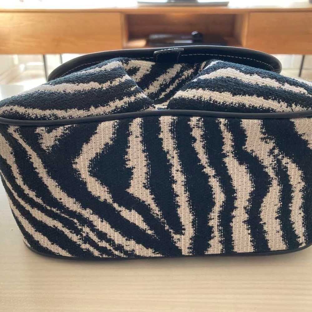 A VACATION MINI KIKI Zebra Pattern Shoulder Bag - image 5