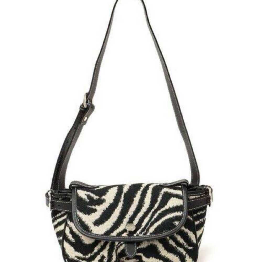 A VACATION MINI KIKI Zebra Pattern Shoulder Bag - image 7