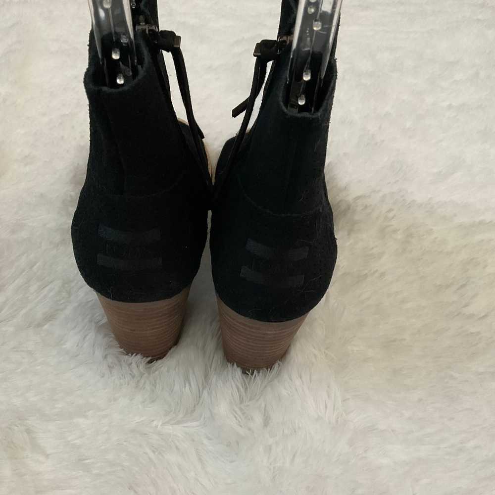 Tom’s Majorca Black Suede Peep Toe Booties - Size… - image 4