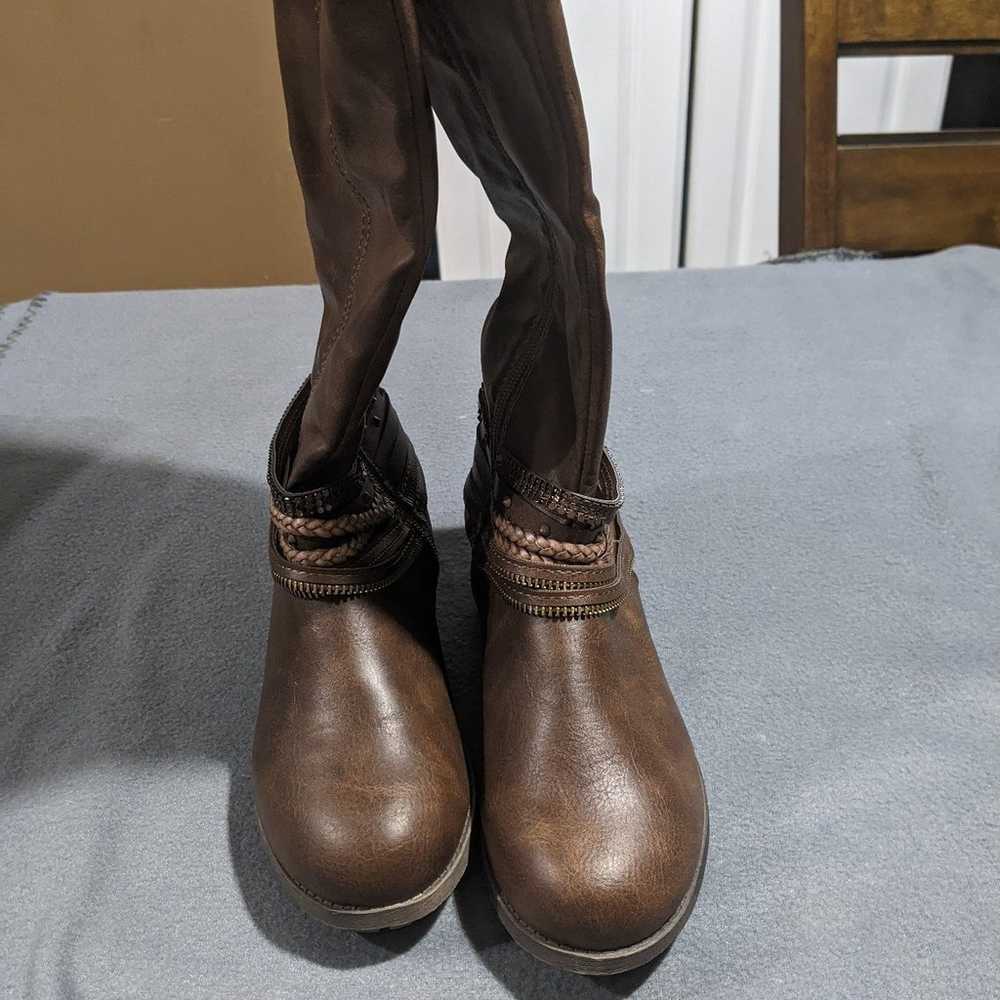 Jellypop riding boots sz 6.5 knee high flat brown - image 2