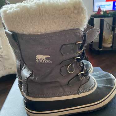 Sorel caribou boots