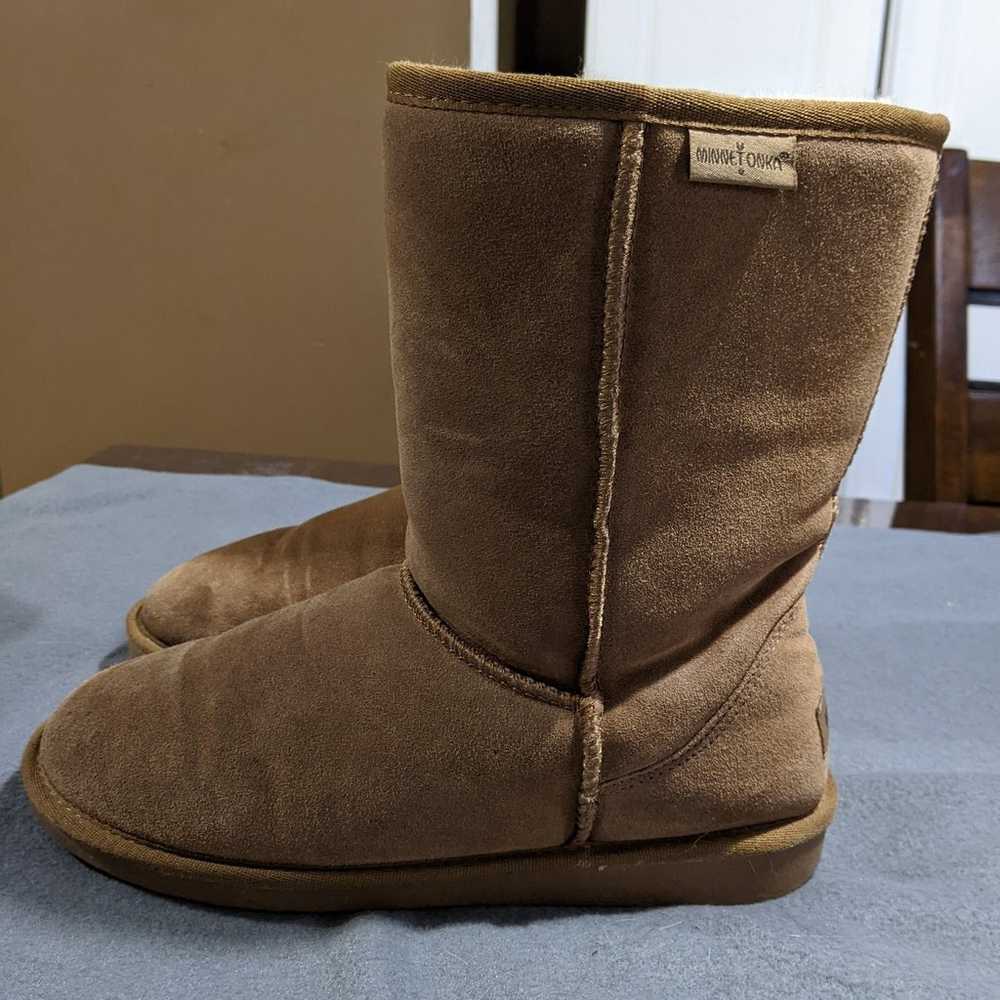 EUC Minnetonka boots olympia suede sheepskin wool… - image 3