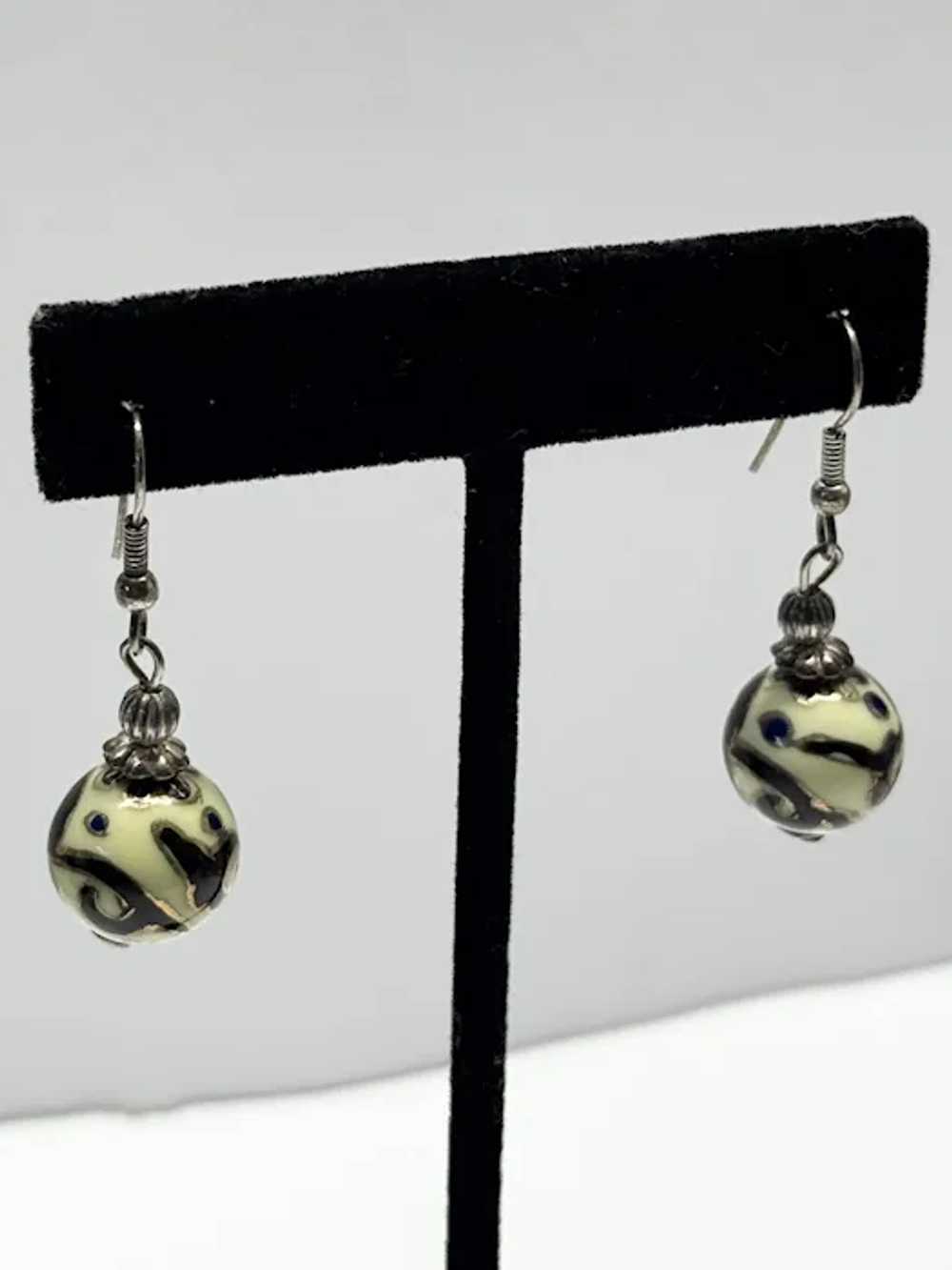 Vintage enamel ball dangle earrings - image 2