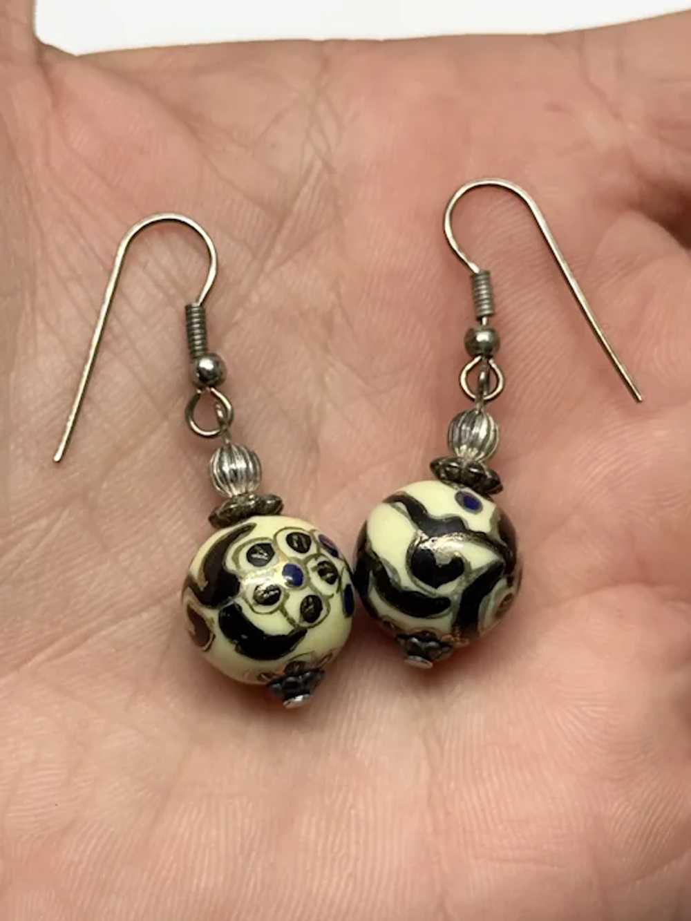 Vintage enamel ball dangle earrings - image 4