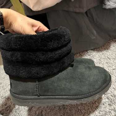 Ugg fluff mini quilted boots!