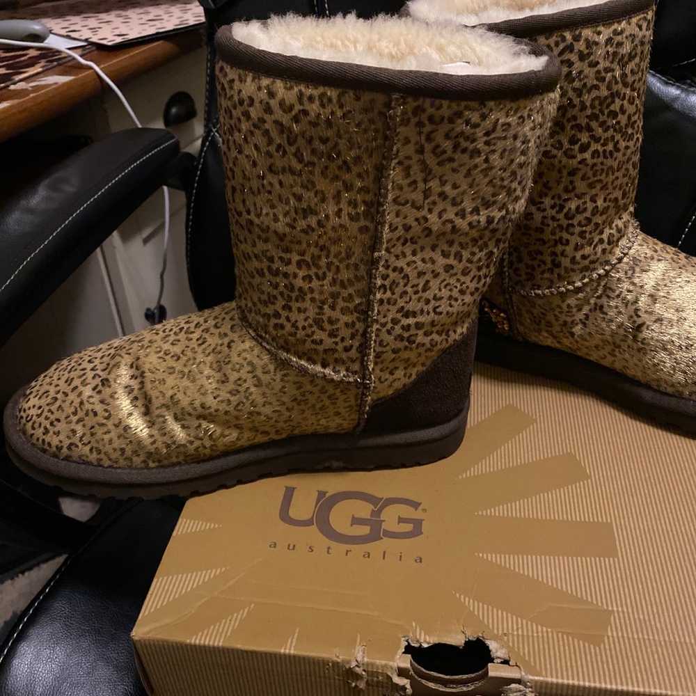 Cheetah UGGs size 6 - image 3