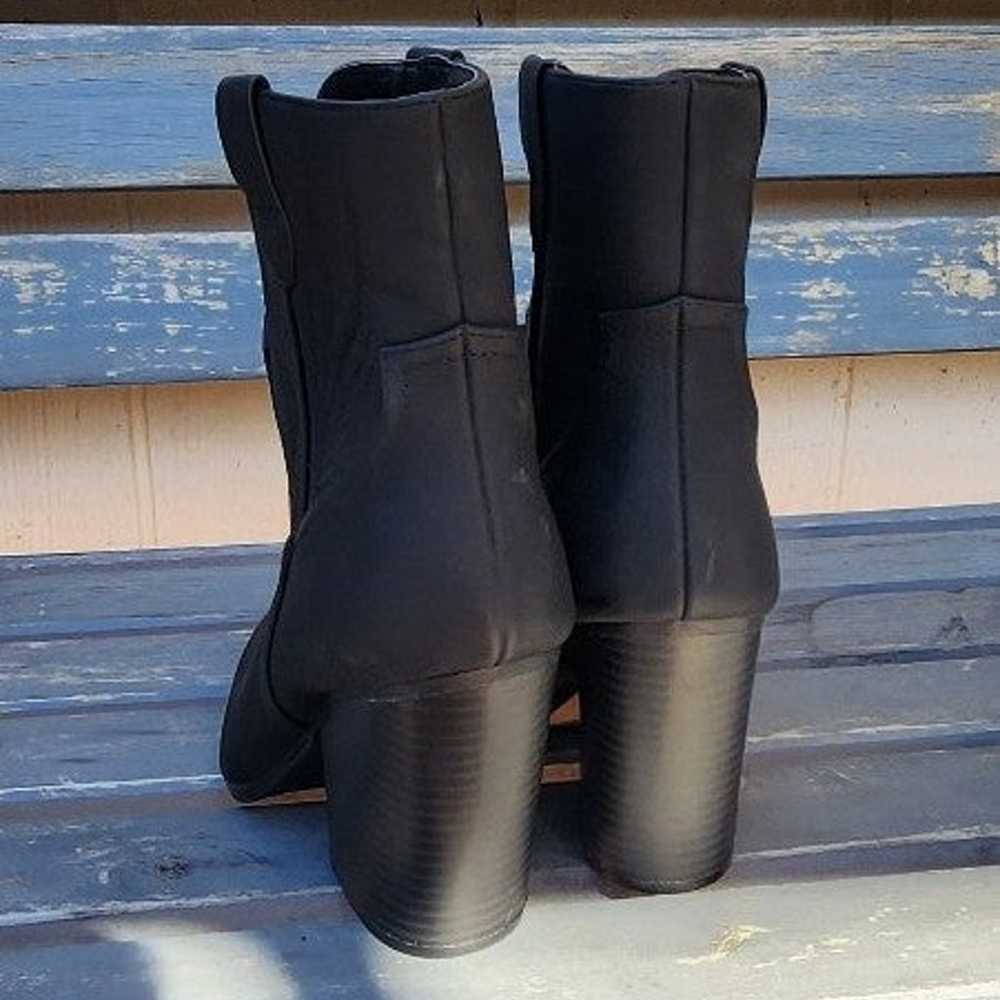 Qupid Slay boots size 8 - image 4