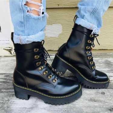 Dr Martens Leona Boots