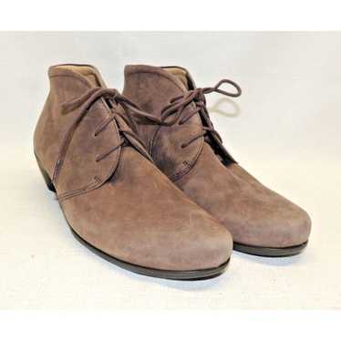 Ecco Brown Suede Lace Up Ankle Booties Sz. 39