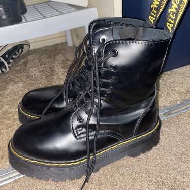 Dr Martens Airwair Boots