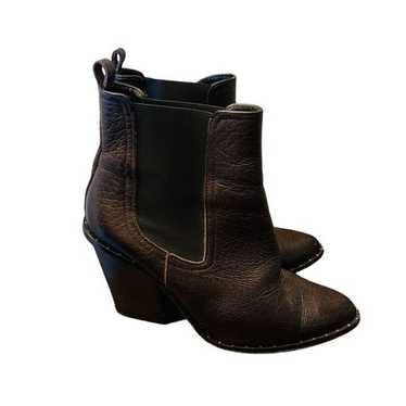 Sky Boot in dark brown Grain Freda Salvador size … - image 1