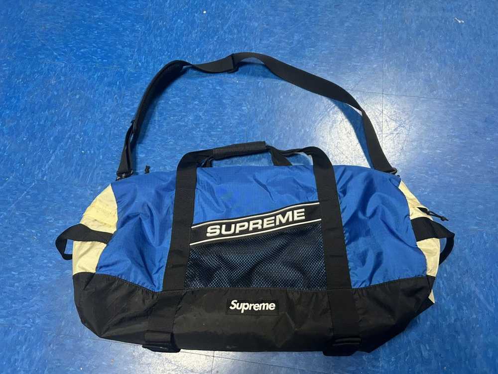 Supreme Supreme FW23 Nylon Duffel Bag - image 1