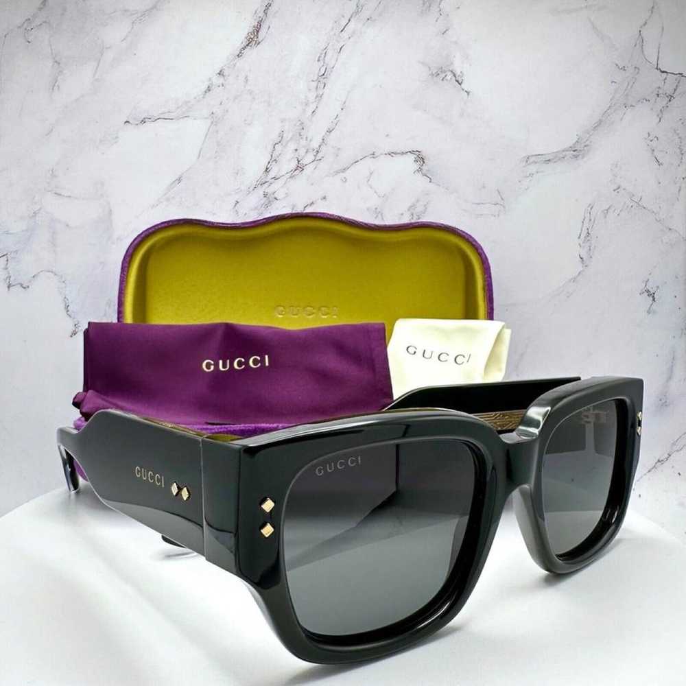 Gucci Sunglasses - image 9