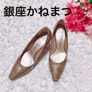 Ginza Kanematsu enamel pumps, beige, 21.5 centimet