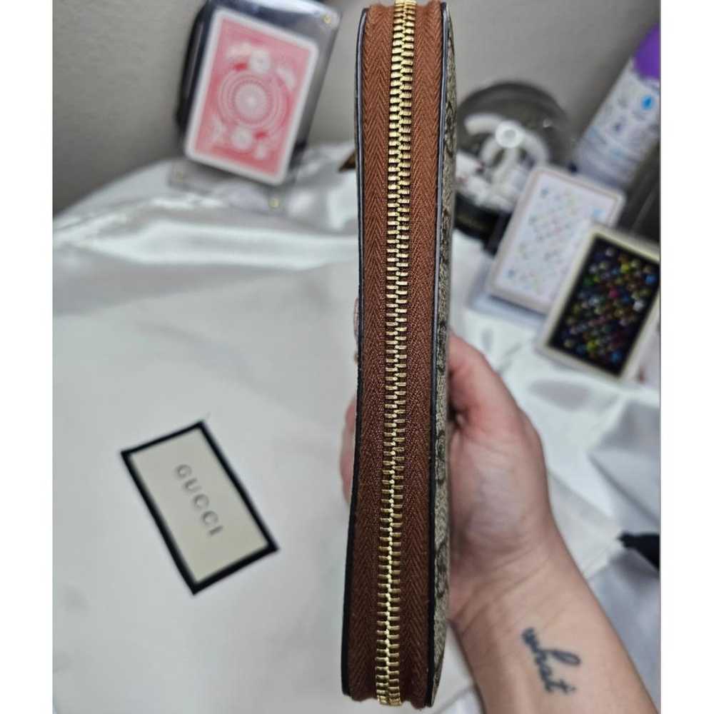 Gucci Leather wallet - image 6