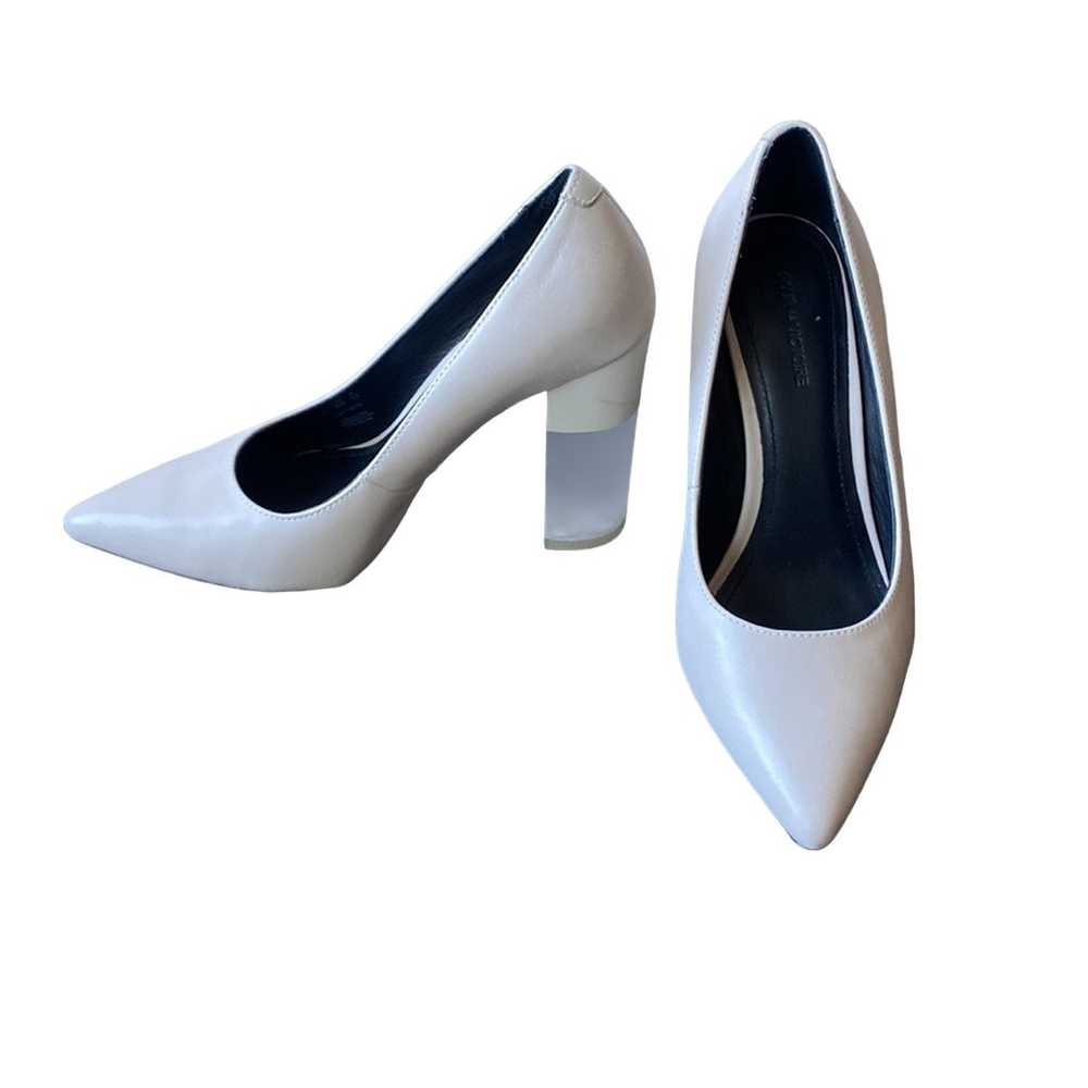 POUR LA VICTOIRE Leather Pump Women's 6 Cream Lea… - image 3