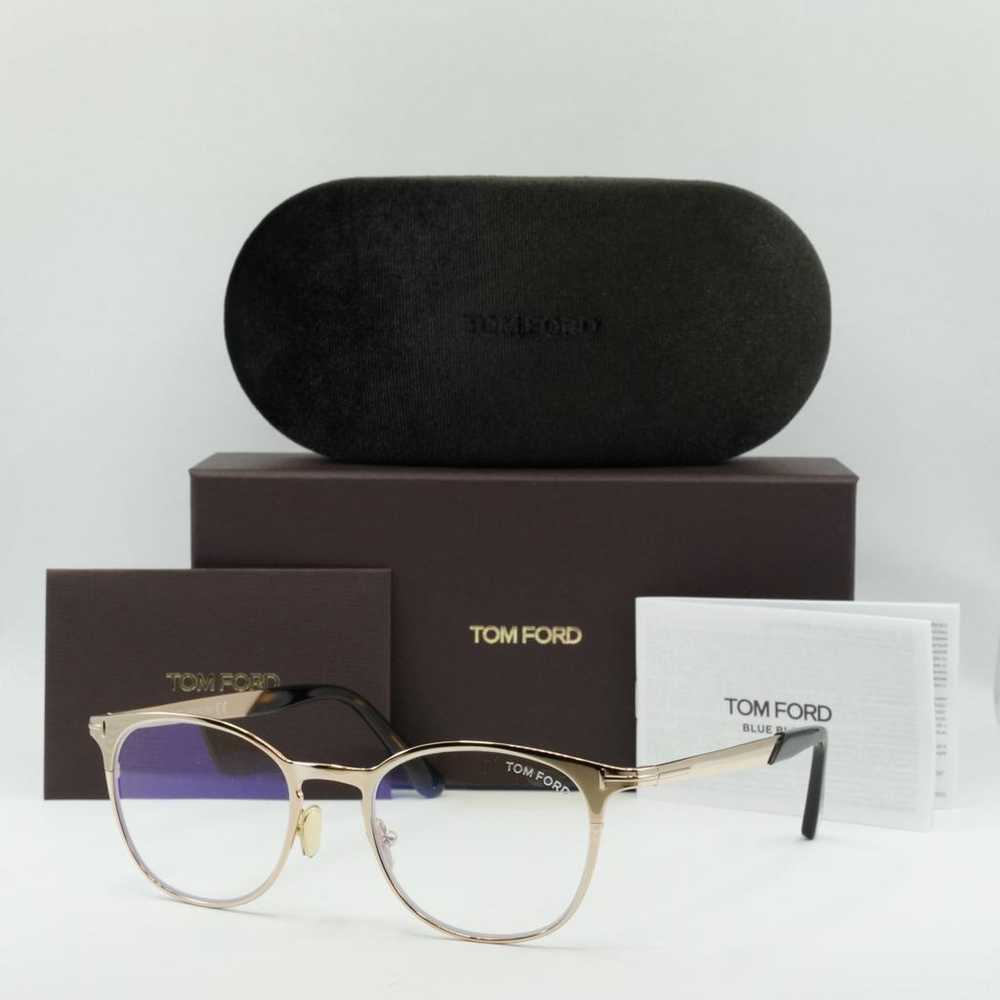 Tom Ford Sunglasses - image 9