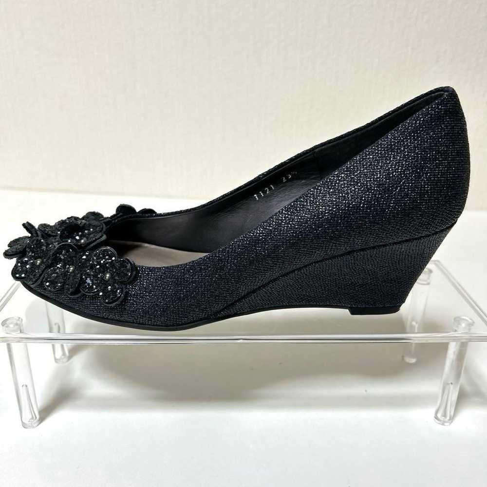 【Like New】 Anteprima Flower Motif Wedge Sole Pumps - image 7