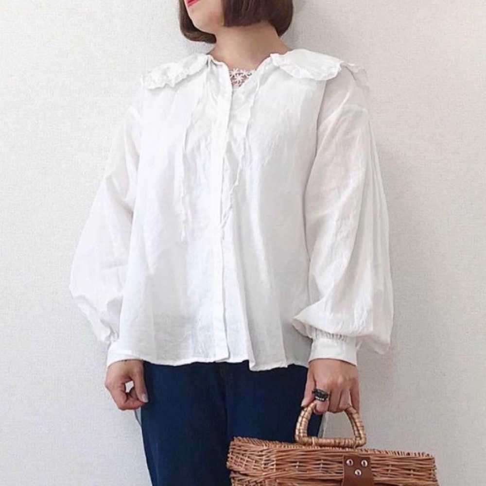 LOWRYS FARM Big Collar Frill Blouse - image 1