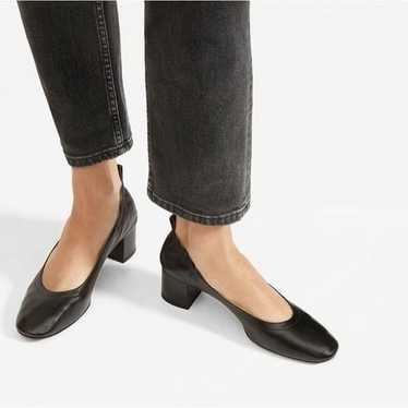 Everlane The Italian Leather Day Heel in Black 7.… - image 1