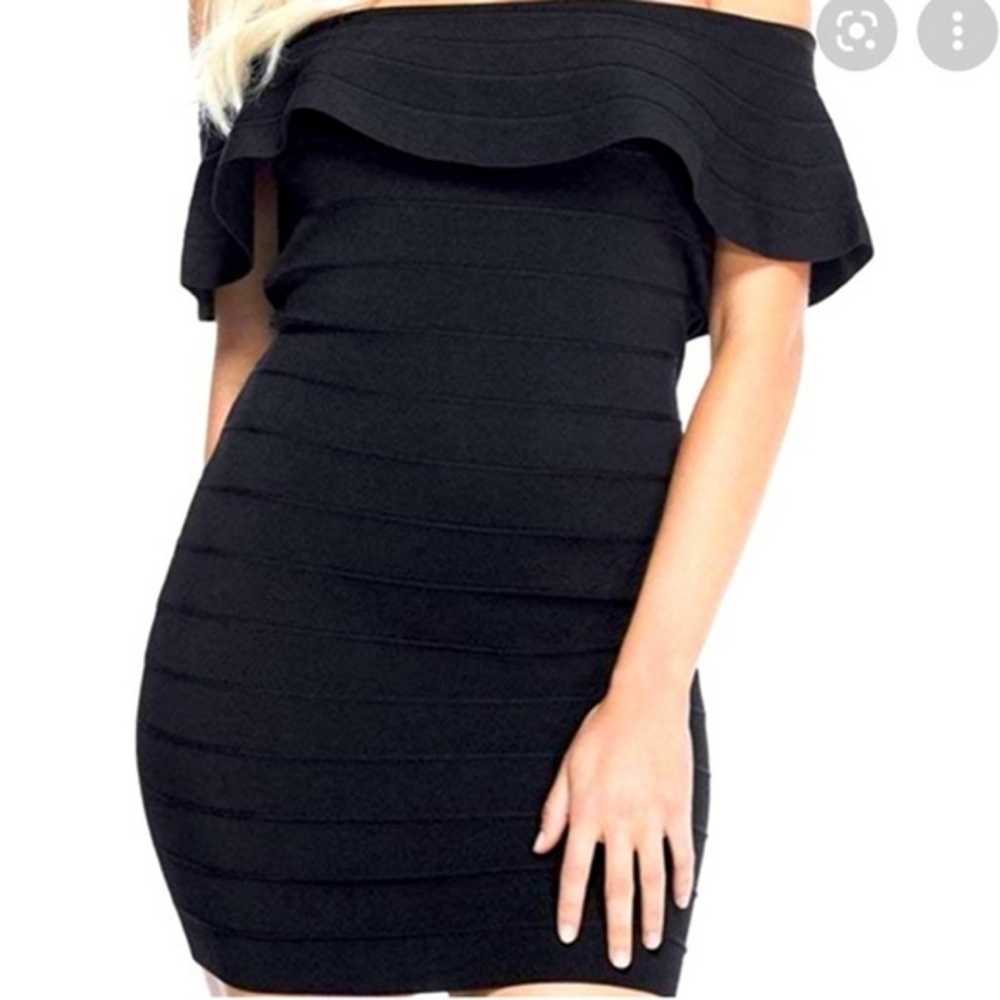 NWOT Guess Ruffle Off-the-shoulder Bodycon Mini D… - image 1