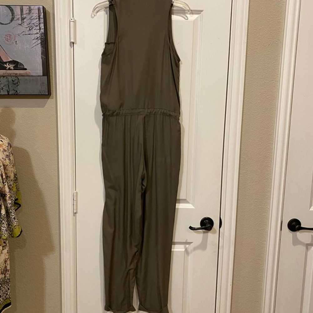 “RBL” OLIVE GREEN V-NECK CLEEVLESS JUMPSUIT - SMA… - image 7