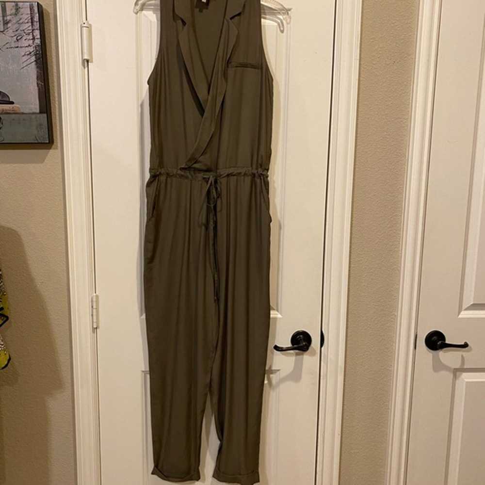 “RBL” OLIVE GREEN V-NECK CLEEVLESS JUMPSUIT - SMA… - image 9