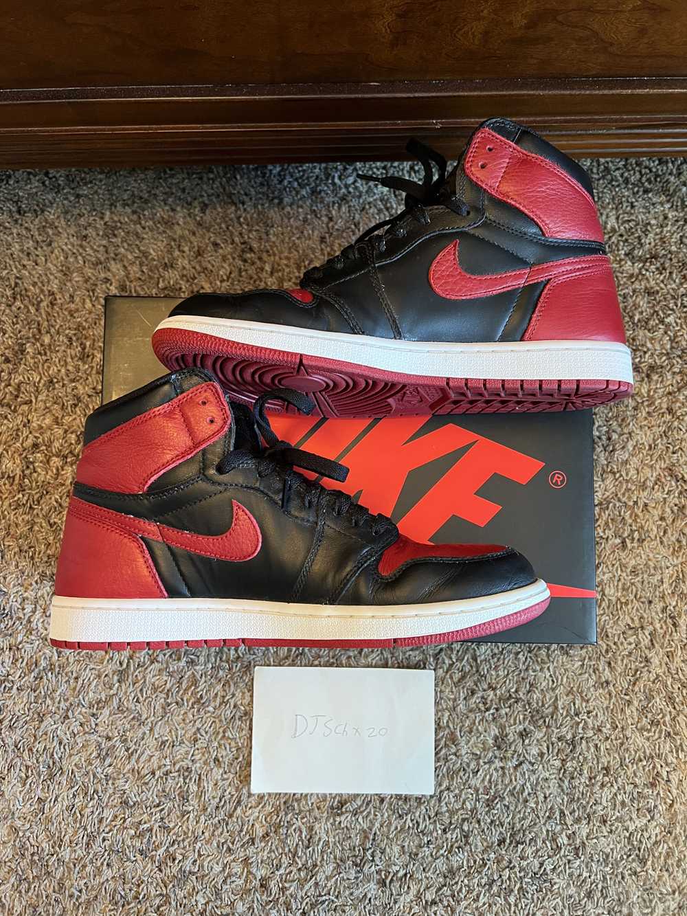 Jordan Brand Air Jordan 1 Retro "Bred" "Banned" (… - image 3