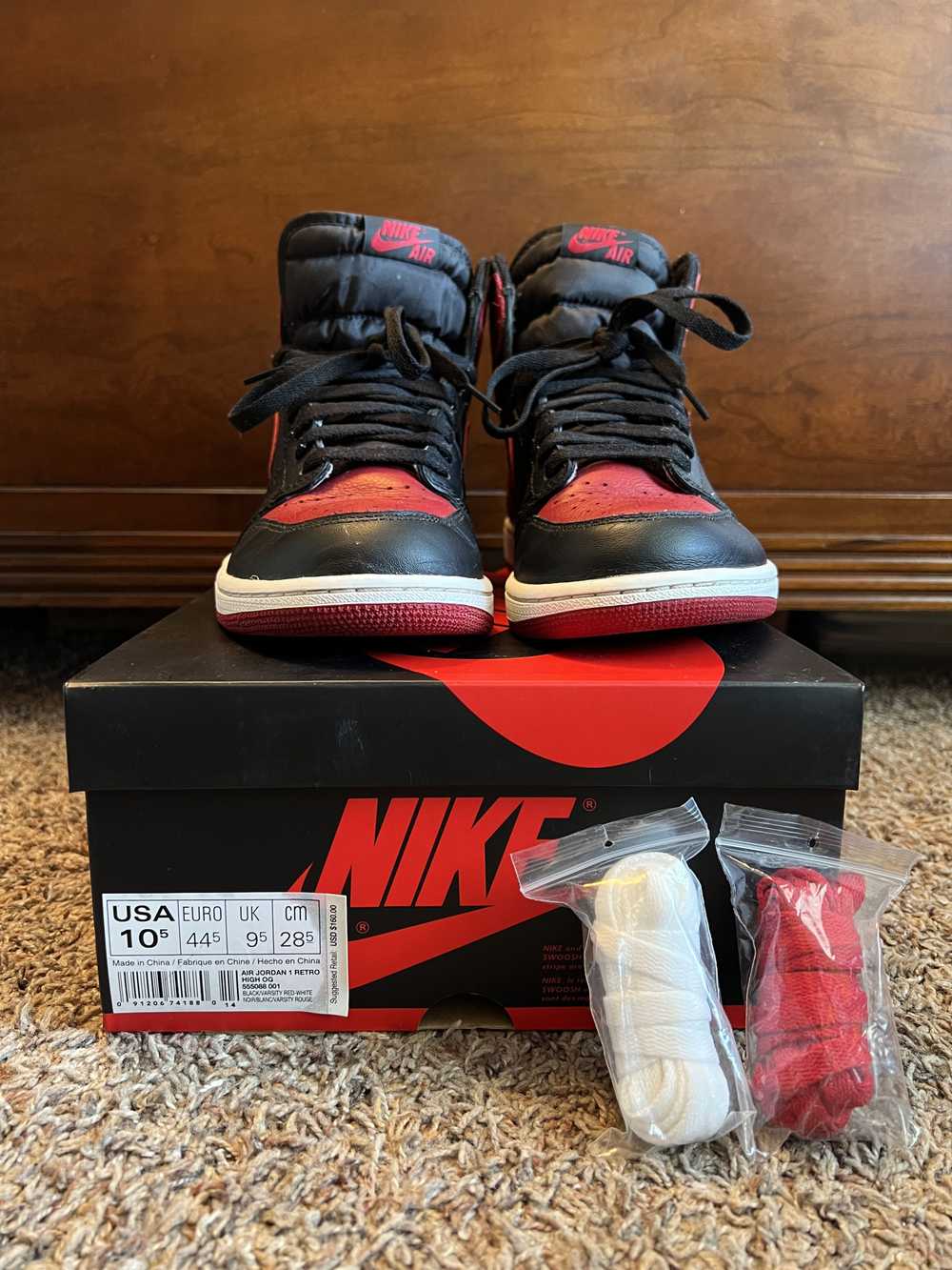 Jordan Brand Air Jordan 1 Retro "Bred" "Banned" (… - image 4