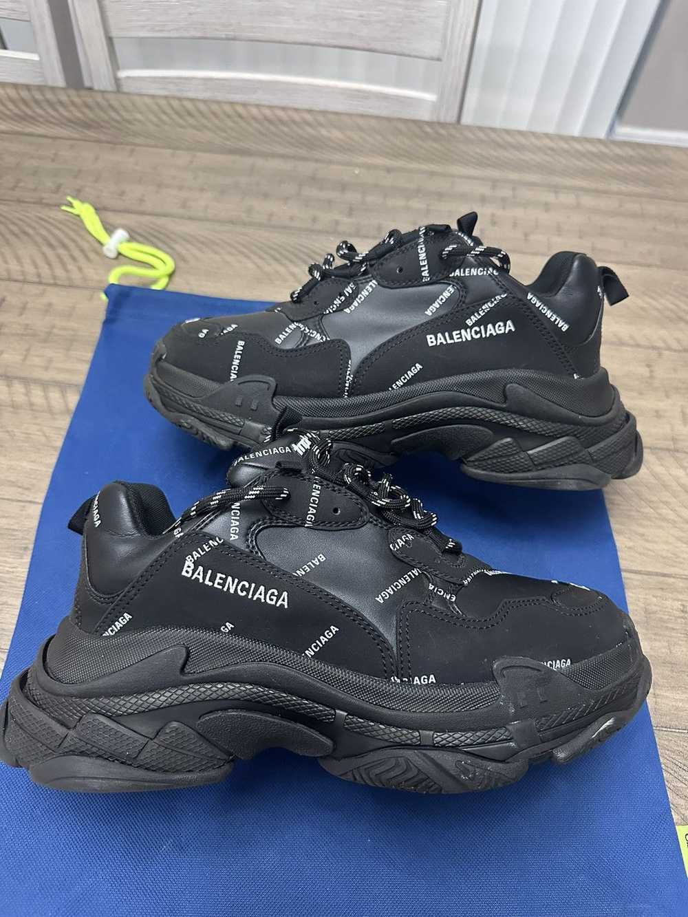 Balenciaga Balenciaga triple s - image 1