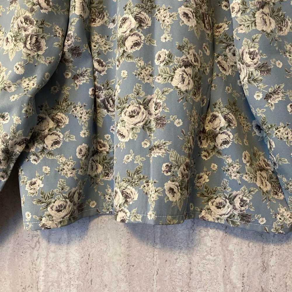 Vintage blouse with floral pattern, classical, re… - image 12