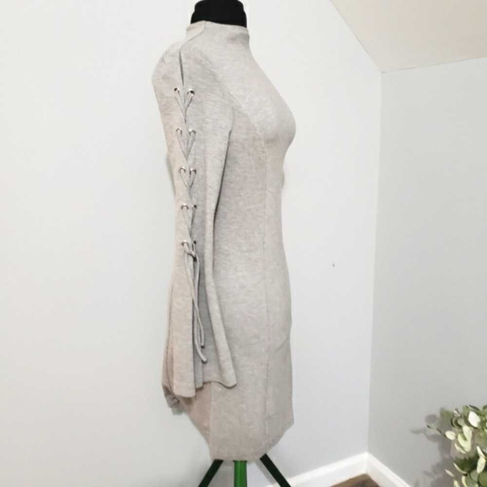 Kensie Grommet Bell Sleeve Gray Bodycon Mini Dres… - image 2