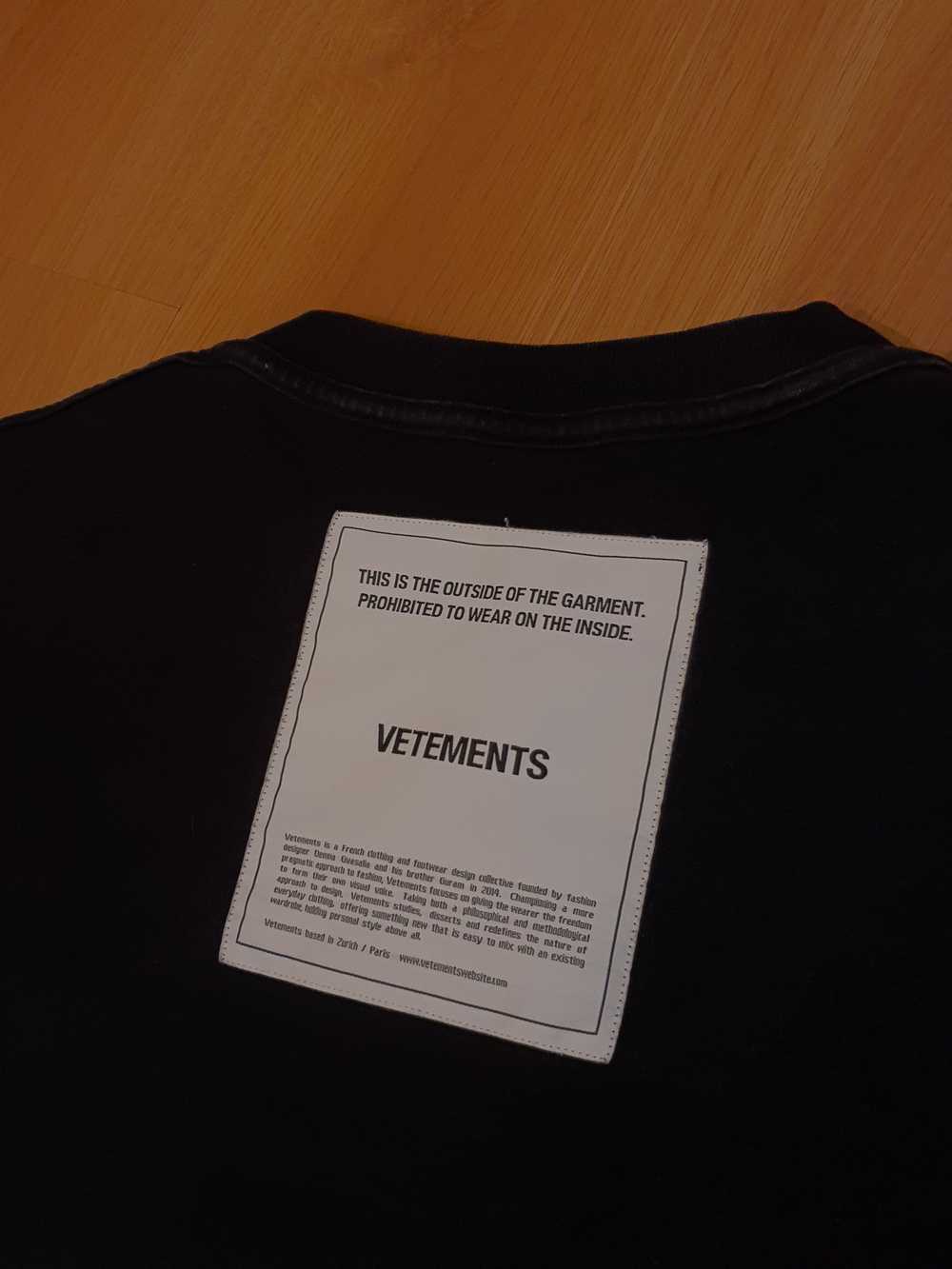 Vetements AW18 Vetements Black Inside-Out T-shirt… - image 8