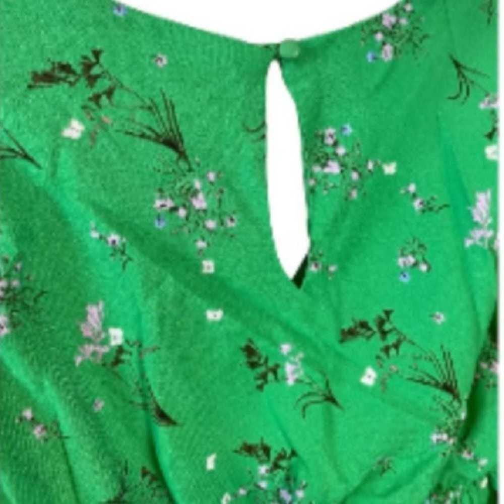 NWOT Kaileigh Stitch Fix Green Floral Knit, V-Nec… - image 4