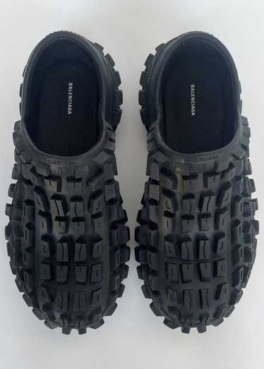 Balenciaga “Bouncer” clogs