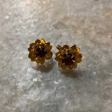 Vintage Floral Clip-on Earrings