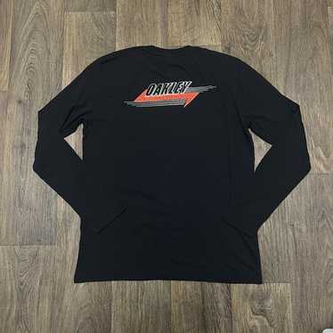 OAKLEY★レア★ゴキブリTシャツ OAKLEY☆レア☆ゴキブリTシャツ - メルカリ