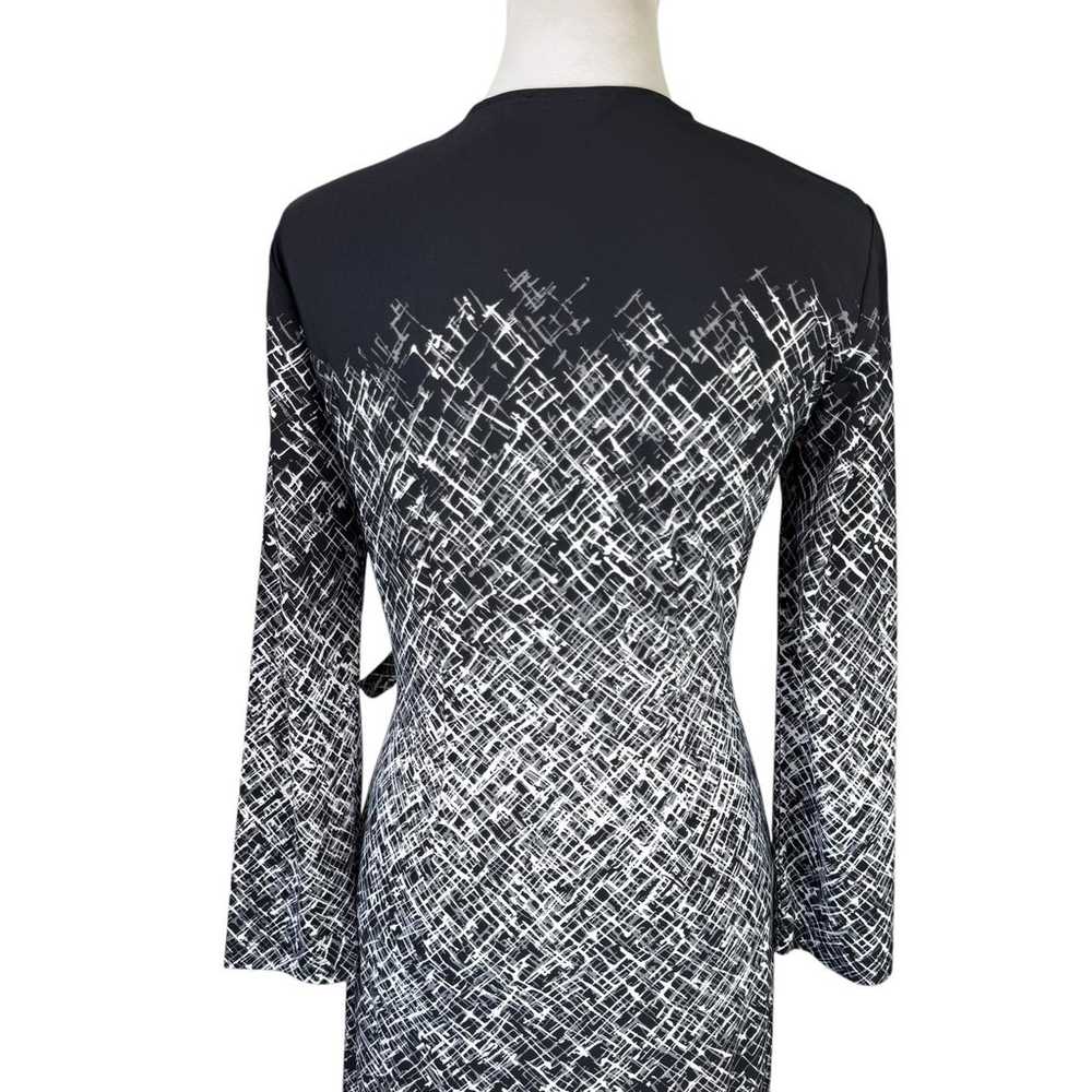 BCBGMaxazria Adele Black White Print 3/4 Sleeve V… - image 6