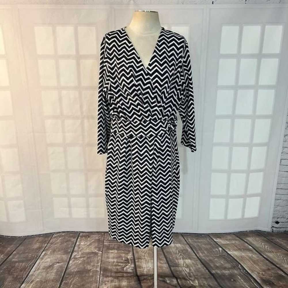 Talbots black & white zig zag print 3/4 sleeve dr… - image 1