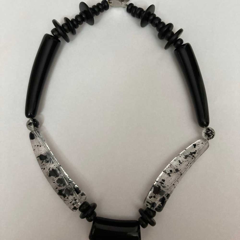 Black and White Choker Necklace - image 5