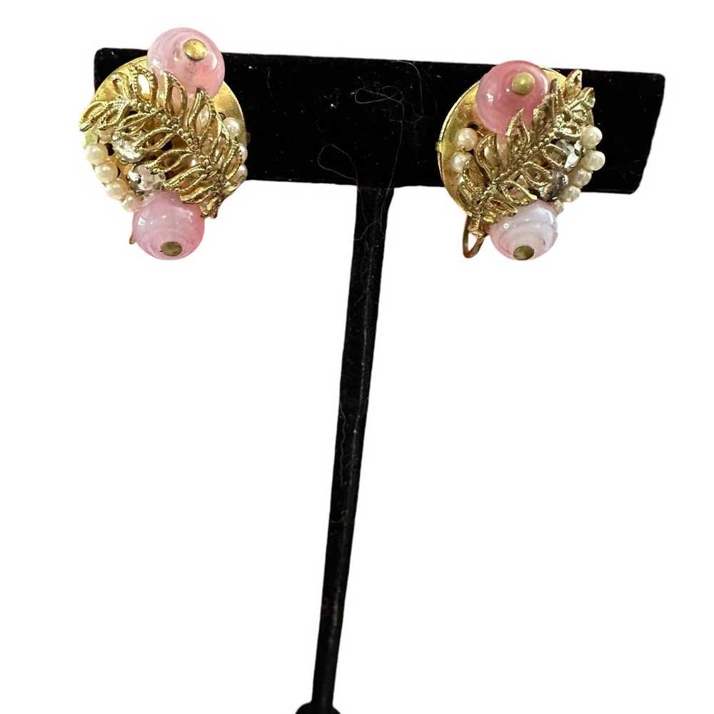 Vintage Screw Back Beaded Gold and Pink Earrings - image 2