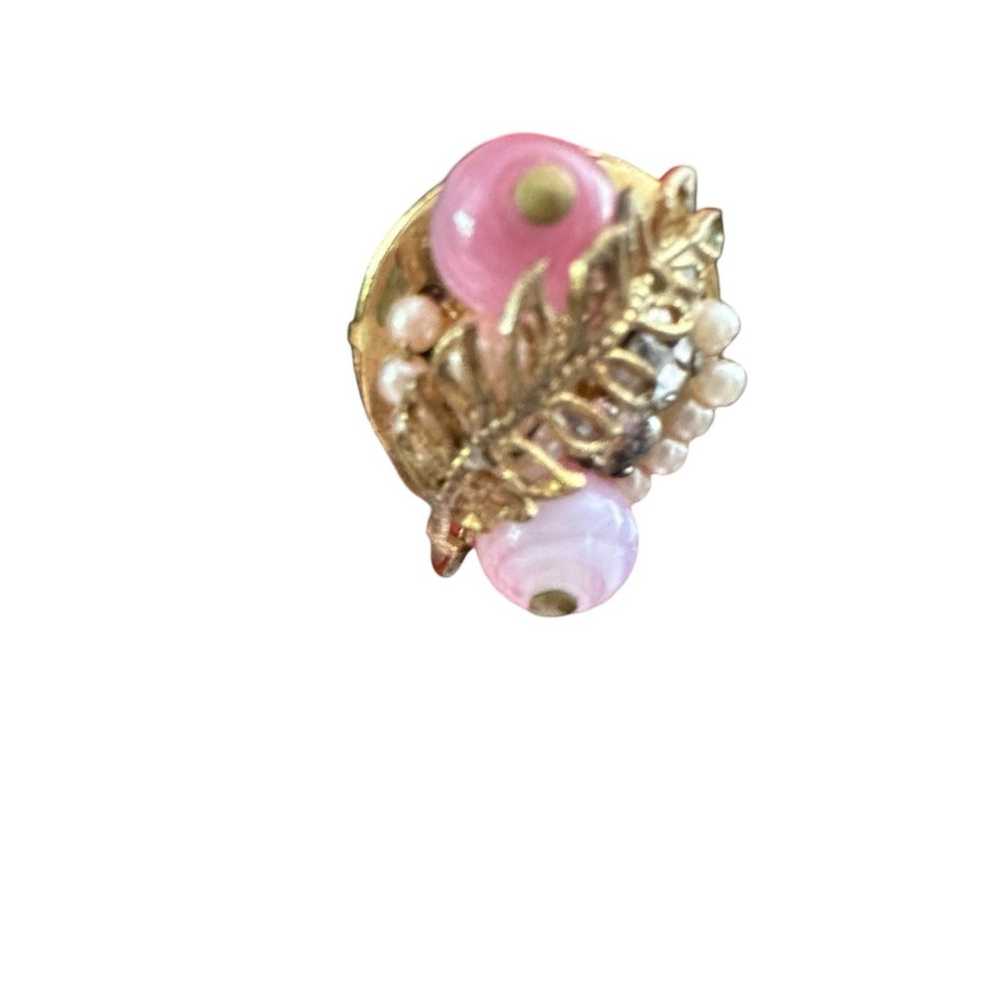 Vintage Screw Back Beaded Gold and Pink Earrings - image 3