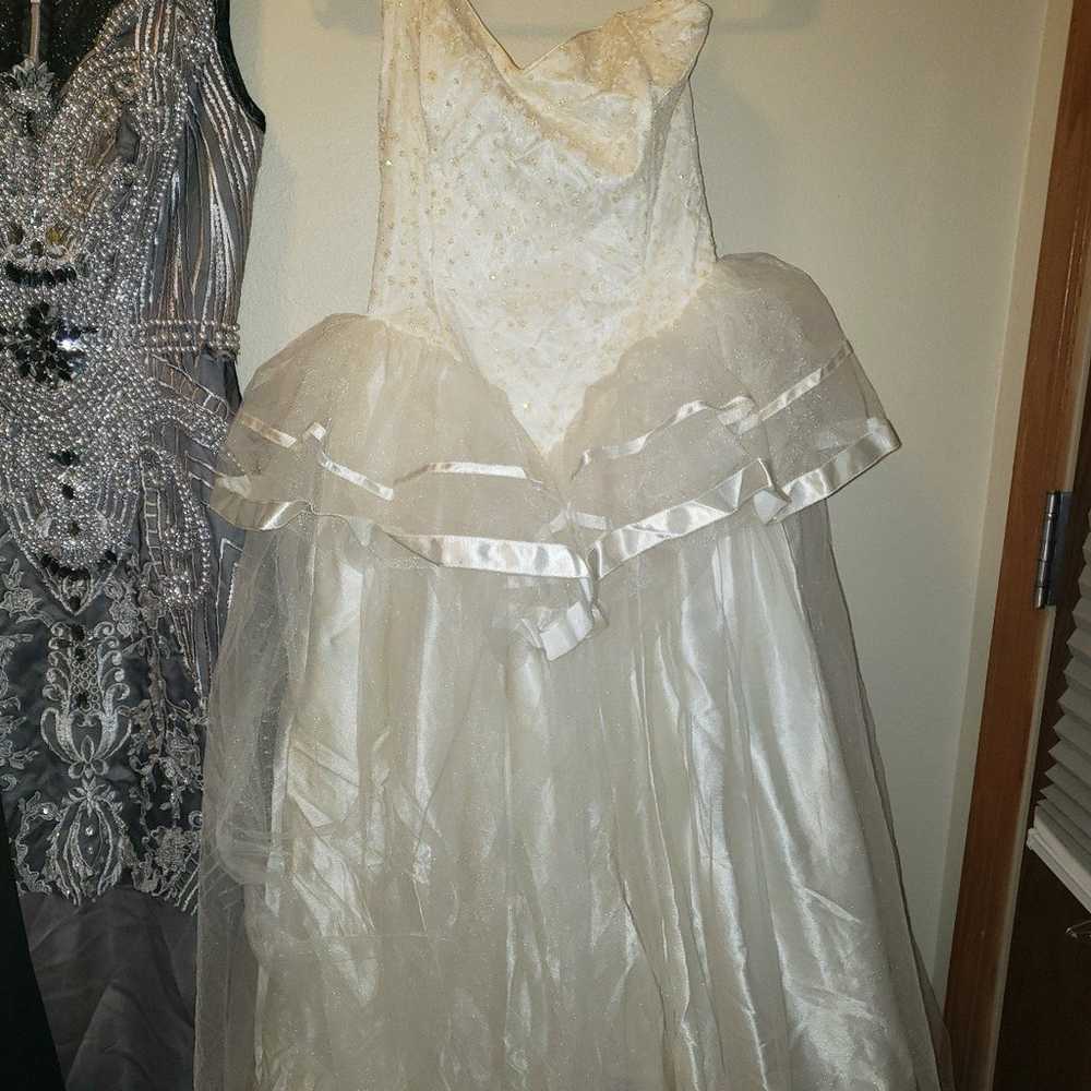 Lot of formal dresses vintage gunne sax prom holi… - image 3